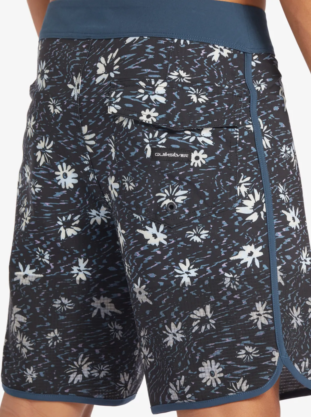 Outlet Quiksilver Highline Scallop 19" Boardshorts Midnight Navy