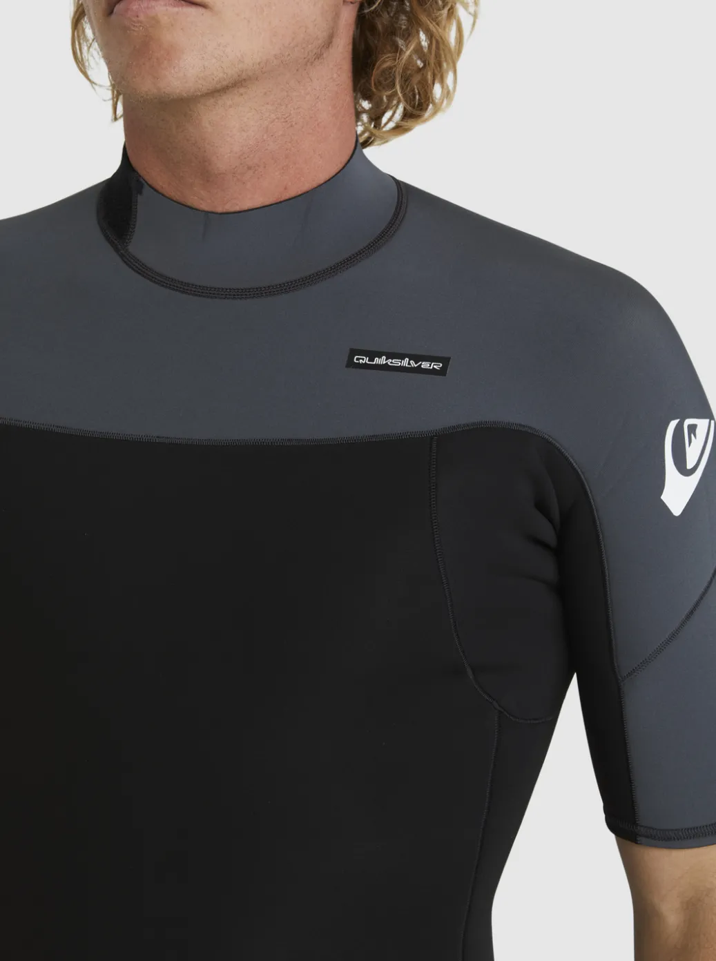 Shop Quiksilver 2/2Mm Everyday Sessions Short Sleeve Back Zip Springsuit Black/Gun Metal