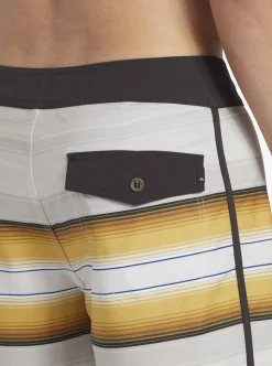 Store Quiksilver X Pacifico Surfsilk 18