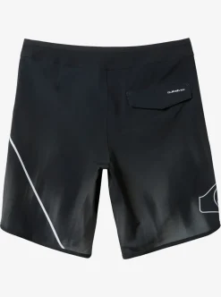 Shop Quiksilver Surfsilk New Wave 20" Boardshorts Black