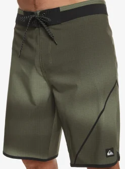 Hot Quiksilver Surfsilk New Wave 20