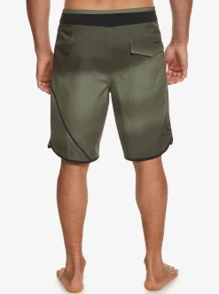 Hot Quiksilver Surfsilk New Wave 20